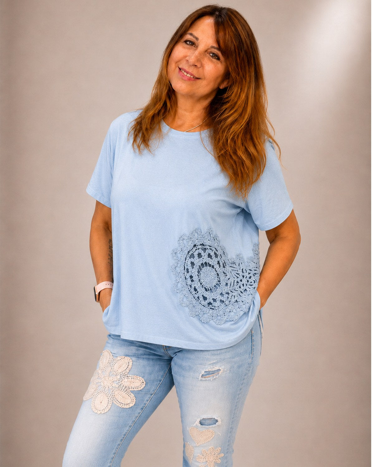 T-Shirt mit Häkelspitze – Italienische Mode